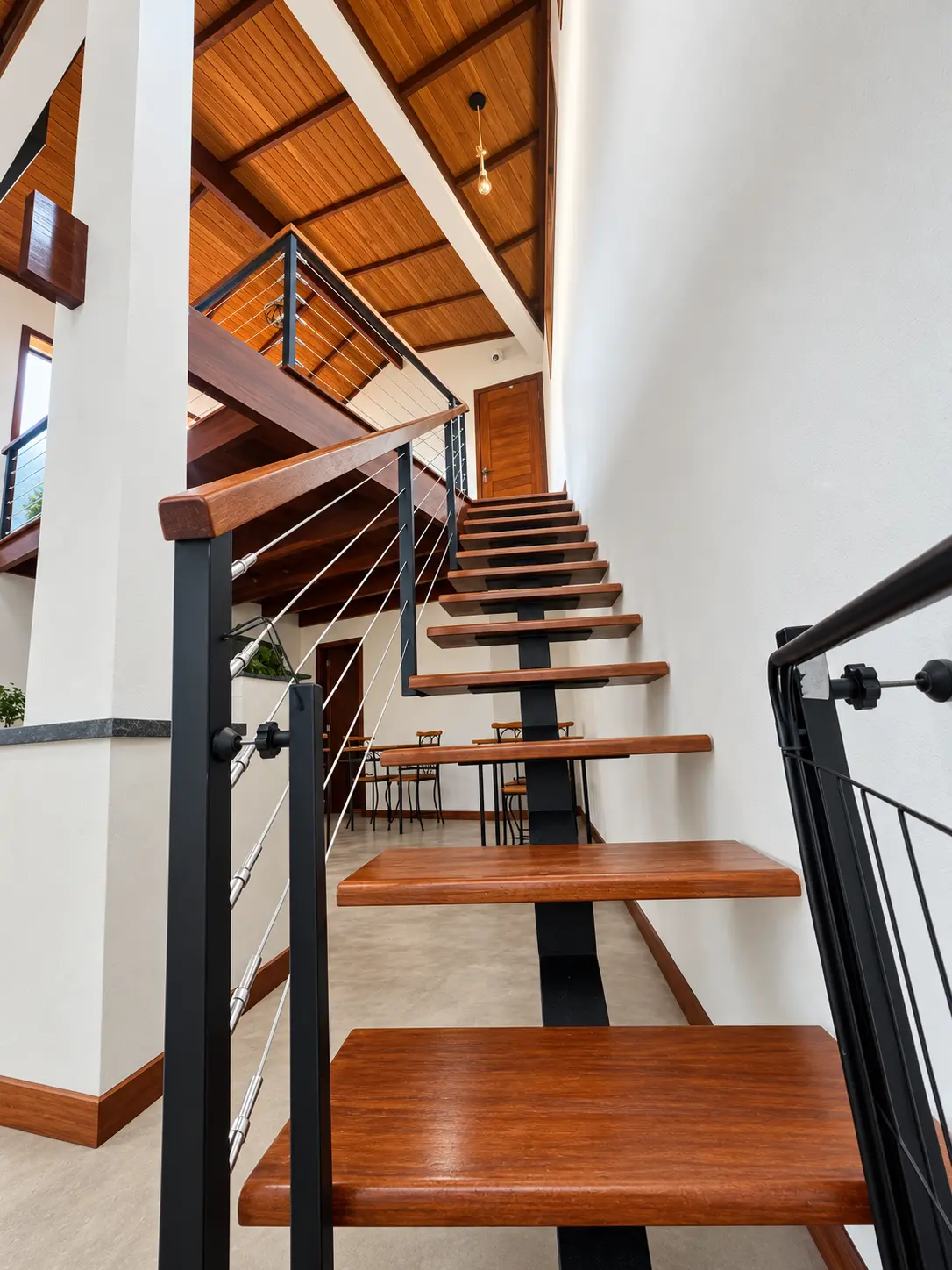 Escada e arquitetura interna